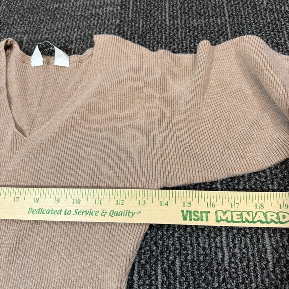 Primark Women’s Medium Camel V-Neck Knit Dress - Picture 2 of 6